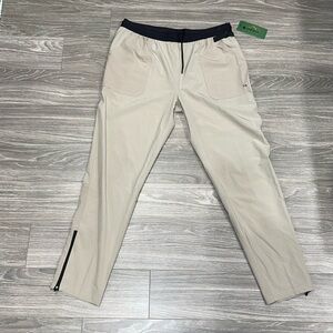 Unipro joggers. Size L. NWT